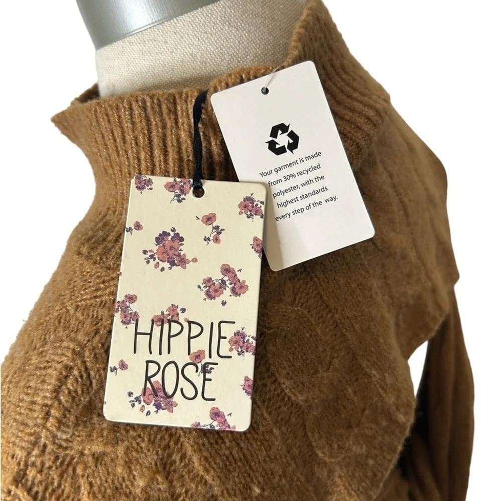 Hippie Rose Women’s Tawny High Neck Back Cutout Long Sleeve Knit Sweater Small